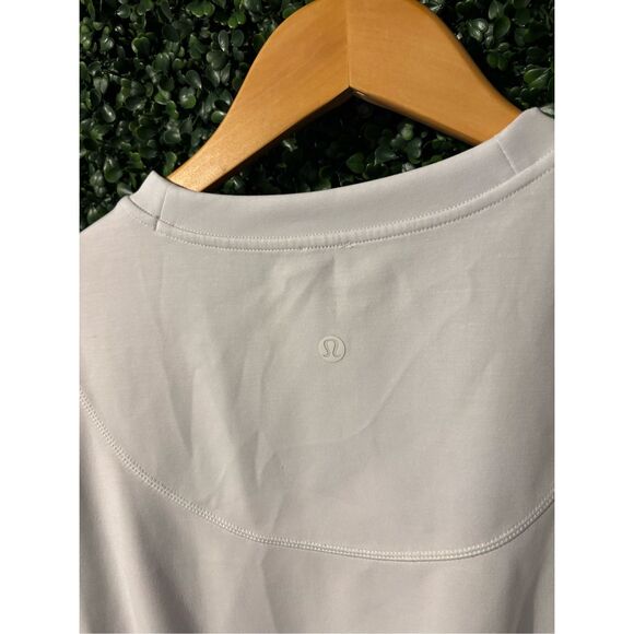 Lululemon Softstreme Gathered T-Shirt Sz 6 Icy White - Picture 3 of 5